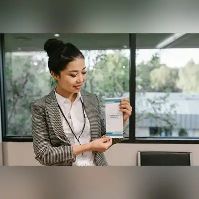 展梦白